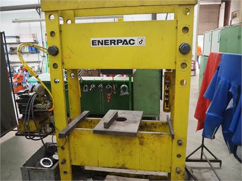 1 hydraulische Werkstattpresse Fabr.: Enerpac